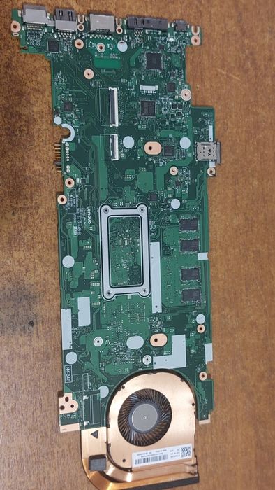 lenovo thinkpad t480s  Intel Core i5-8250U /16gb ddr4