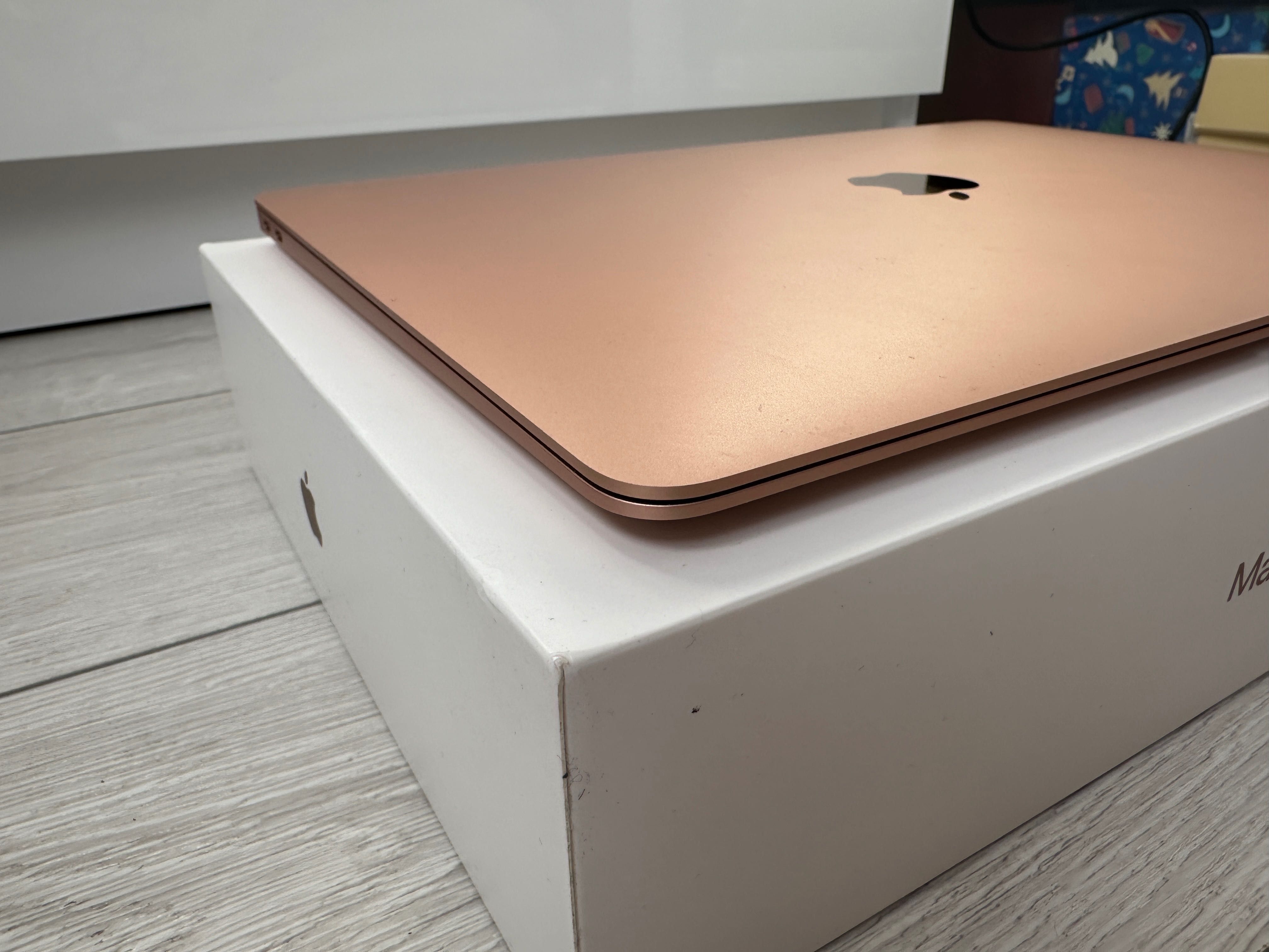 Laptop Macbook Air 13’ i5 8/128gb 2019r gold