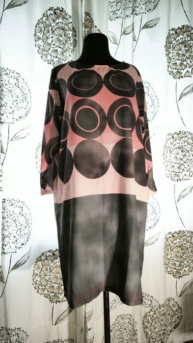 Продам бу туніки та сукні в гарному стані