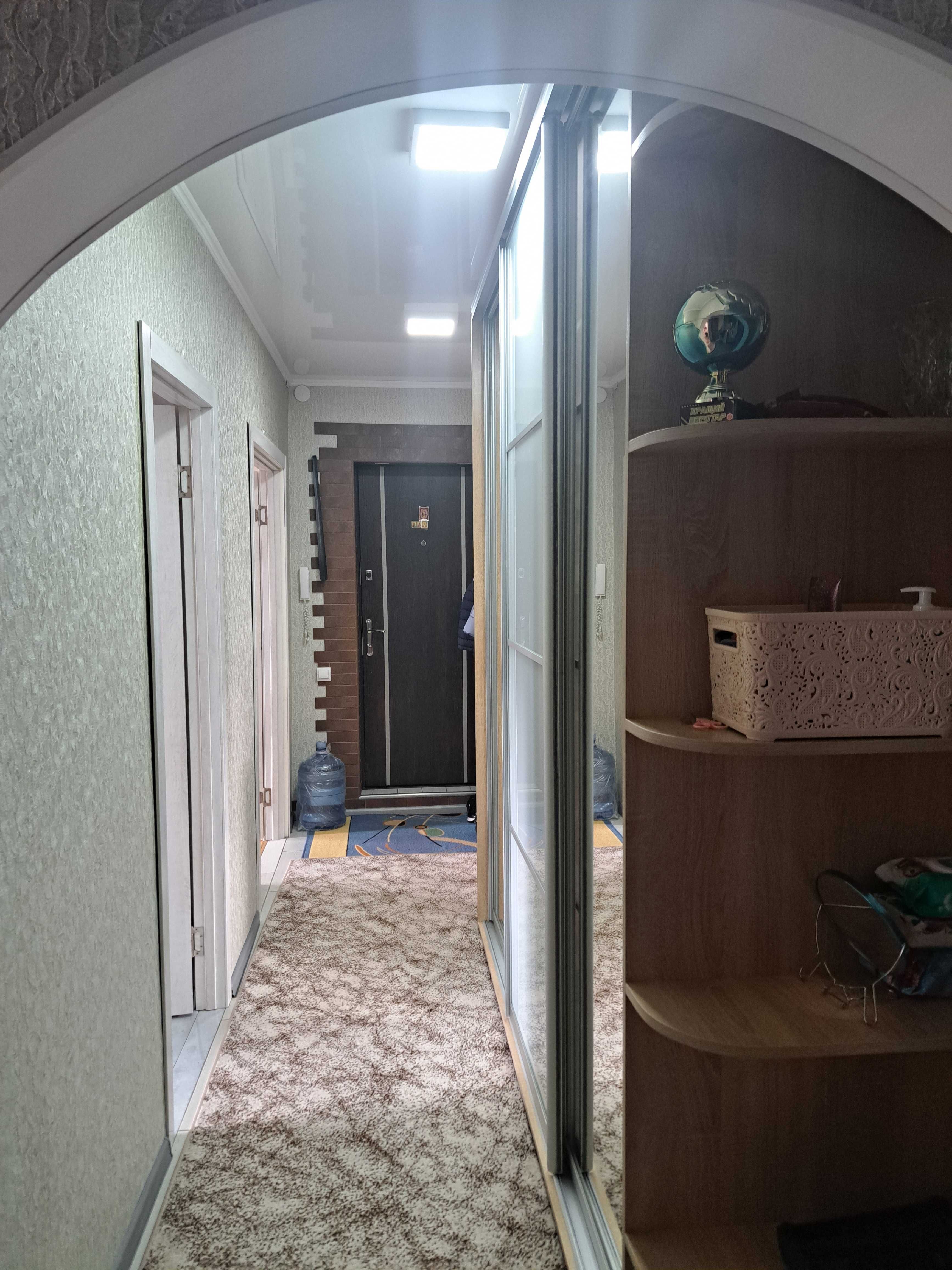 Продається 3-кімнатна квартира з автономним опаленням і ремонтом