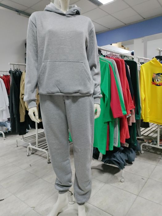 Fato treino 12 Euros.                                 Só para REVENDA