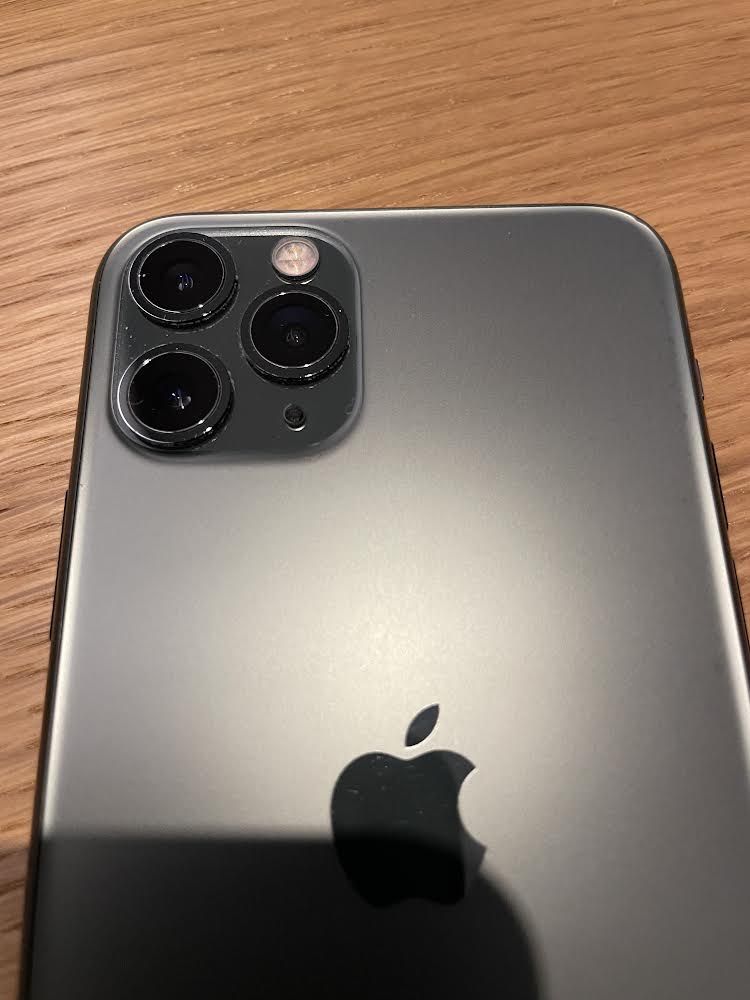 Iphone 11 Pro 64 GB Stan bardzo dobry Nocna zieleń