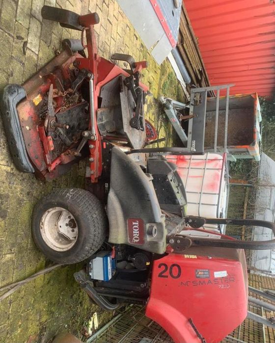Kosiarka ciagniczek Toro 7210 Groundsmaster cześci Silnik kosisko