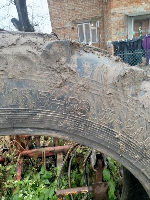 Продам колесо до трактора 15.5р38