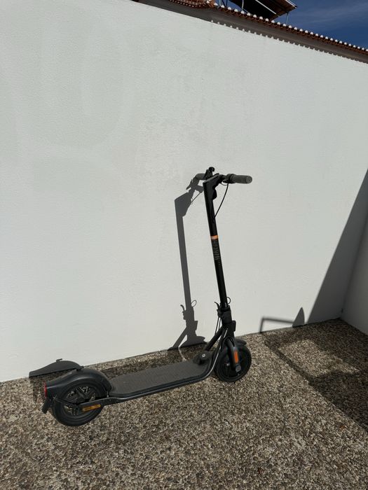 Ninebot F2 em bom estado