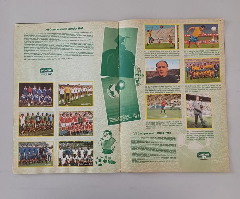Caderneta de cromos Espanha 1982, "Futbol en Accion", completa