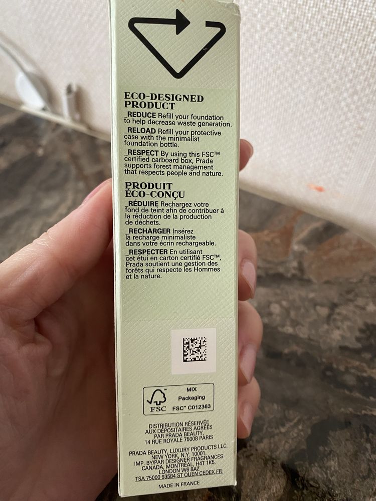 Prada тональний крем LN 5 refill