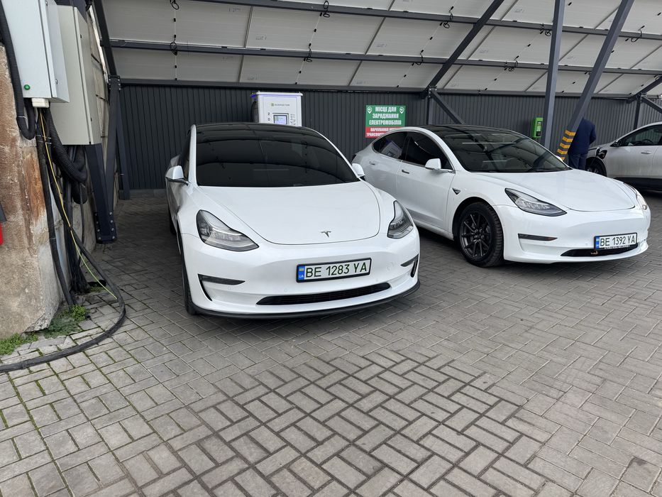 Аренда  авто с водителем под свадьбы,карпаративы, межгород