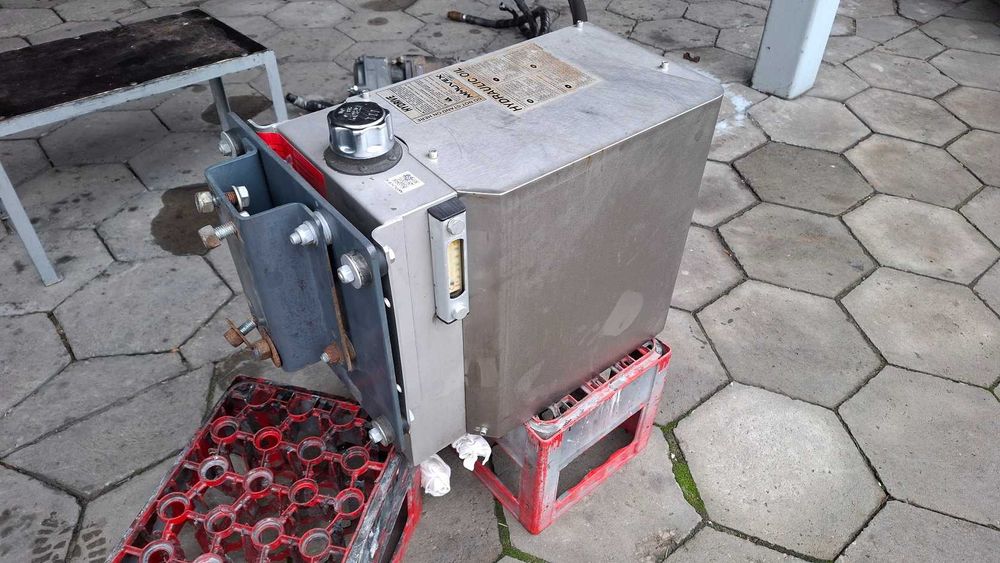 Hydraulika HYDRIVE MOUVEX 2021 / Do Rozładunku Spożywki Paliwa Gazów