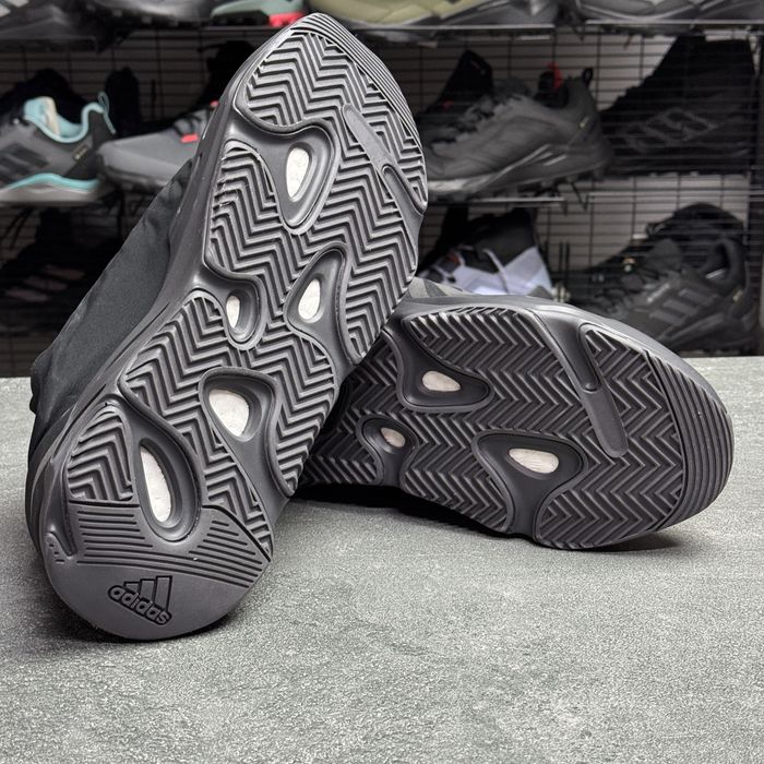 Кросівки Adidas Yezzy 700 FV4440 ОРИГІНАЛ 100% 44 р