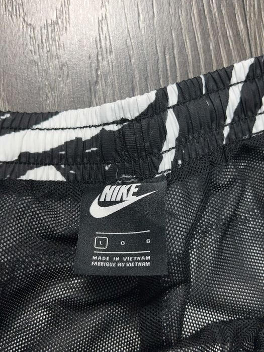 Nike Swoosh чоловічі плавальні спортивні шорти тренувальні оригінал M