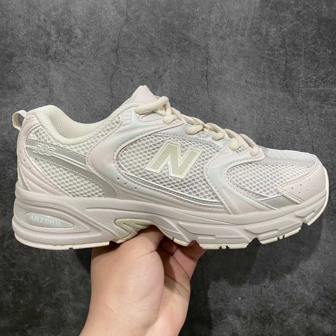 New Balance 530 light milk