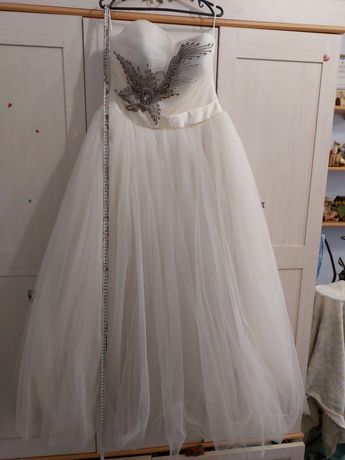 Весільна сукня на низеньку дівчину, айворі. не вінчана. плаття