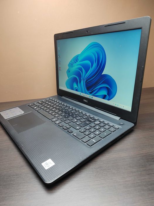 LAPTOP 15,6" FHD | DELL | i3-1005G1 | 16GB RAM | 256SSD 1TB HDD | W11
