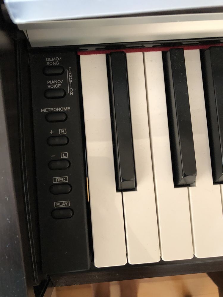 Piano digital yamaha ydp-142