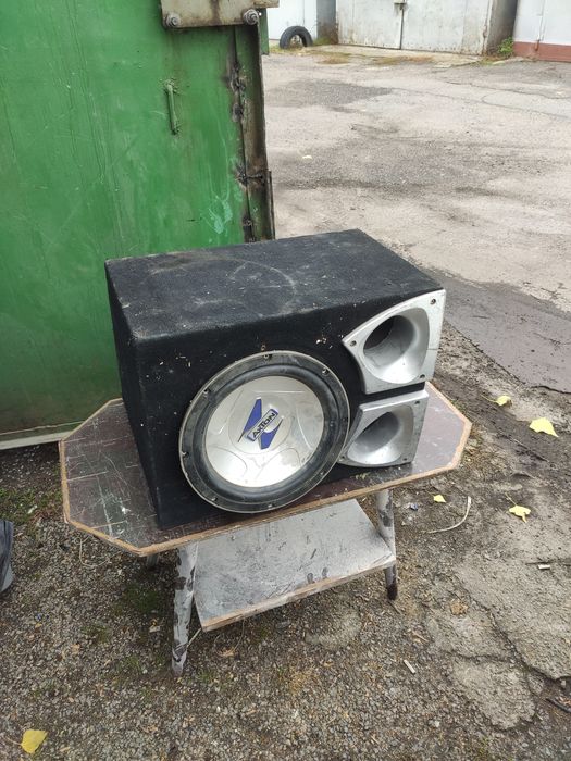 Сабвуфер 10 (300Ватт)