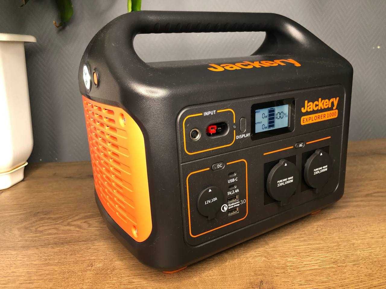 Продам портативну електростанцію Jackery Explorer 1000 EU