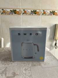 Chaleira Elétrica SMEG Creme