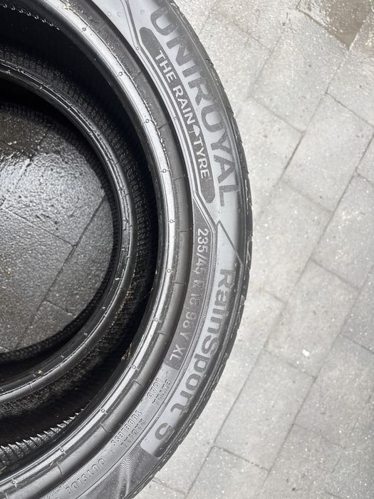 Opony letnie 235/45/R18 Uniroyal RainSport 5  4mm Nr Z33