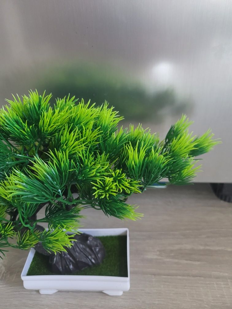 Sztuczne drzewko bonsai