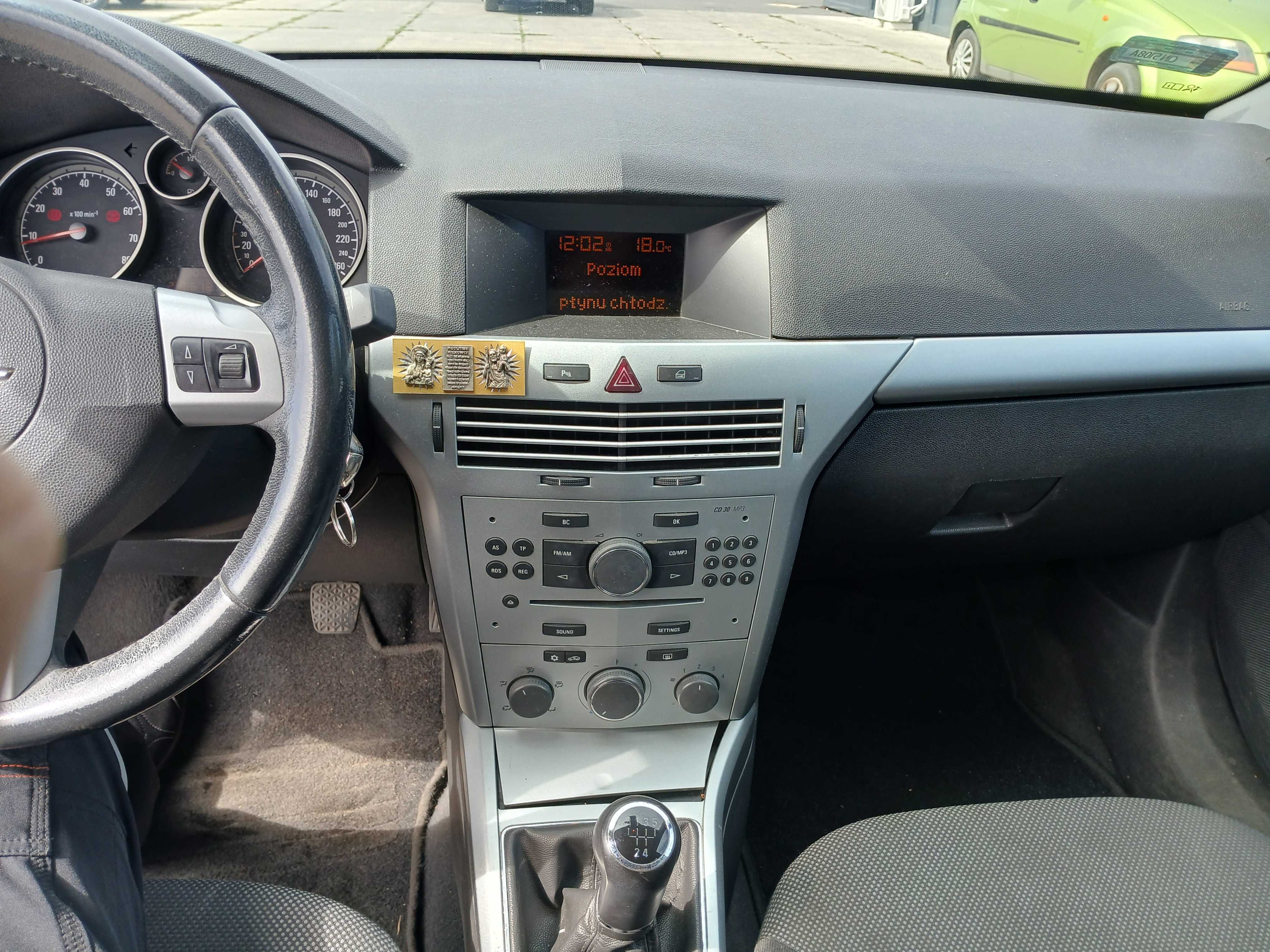 Opel Astra 1,6 benzyna