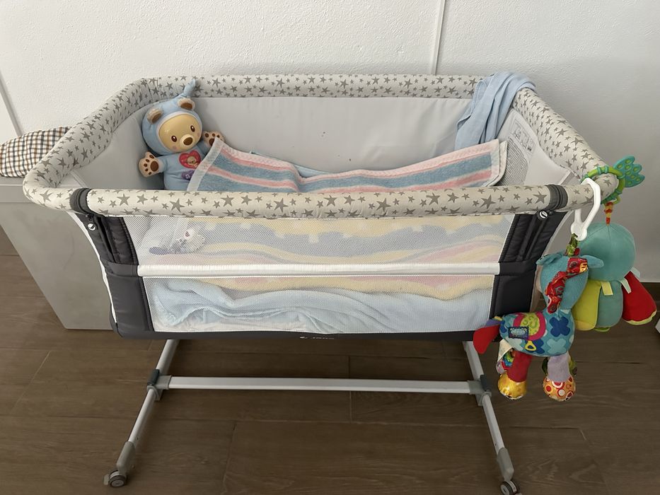 Berco de bebe next to me