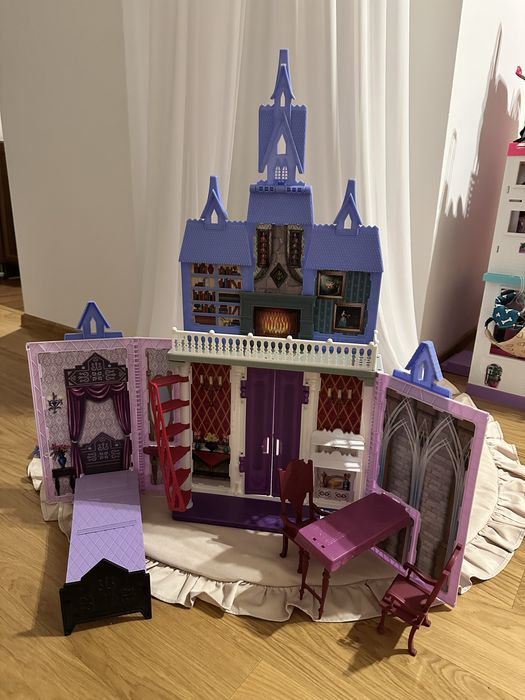 Domek dla lalek Pałac Zamek Kraina Lodu Frozen jak nowy