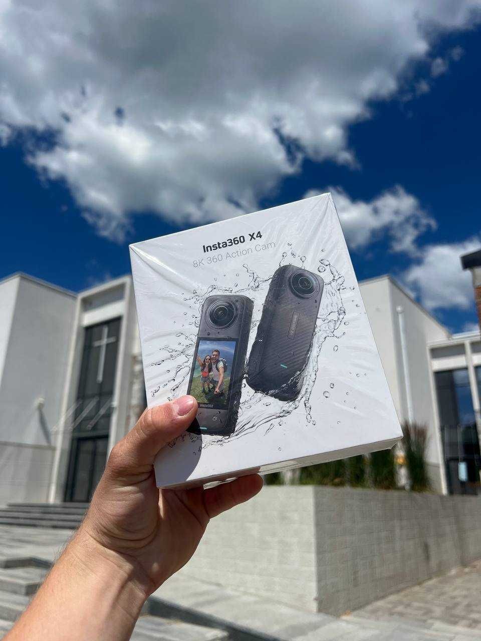 Екшн камера Insta360 X4