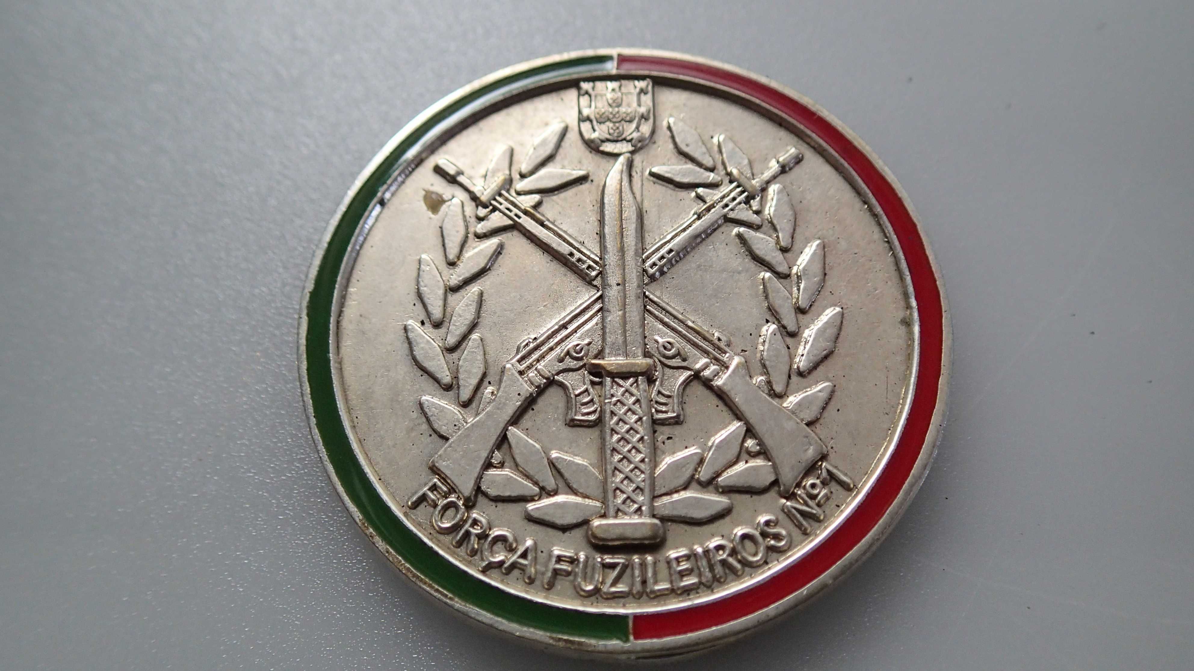 Medalha e Insignia dos Fuzileiros Portugueses