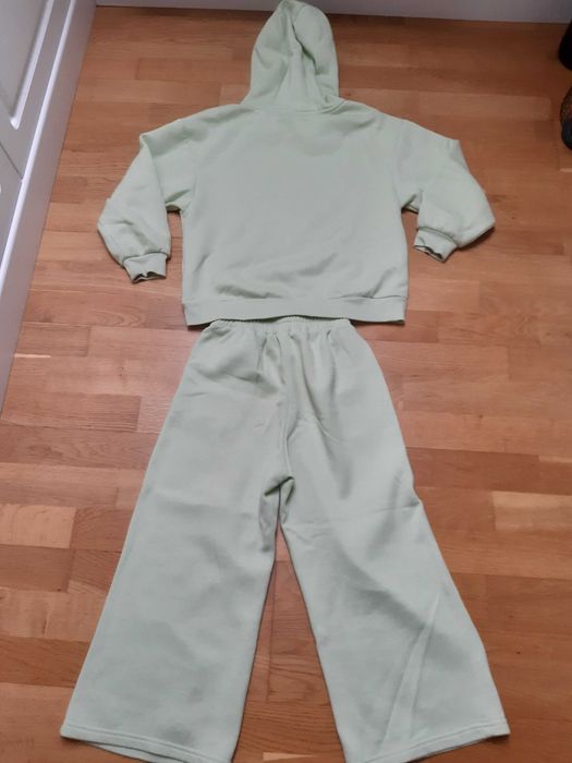 Dresy Reserved Wide Leg 140/146