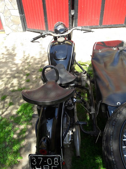 Мотоцикл Днепр К 750