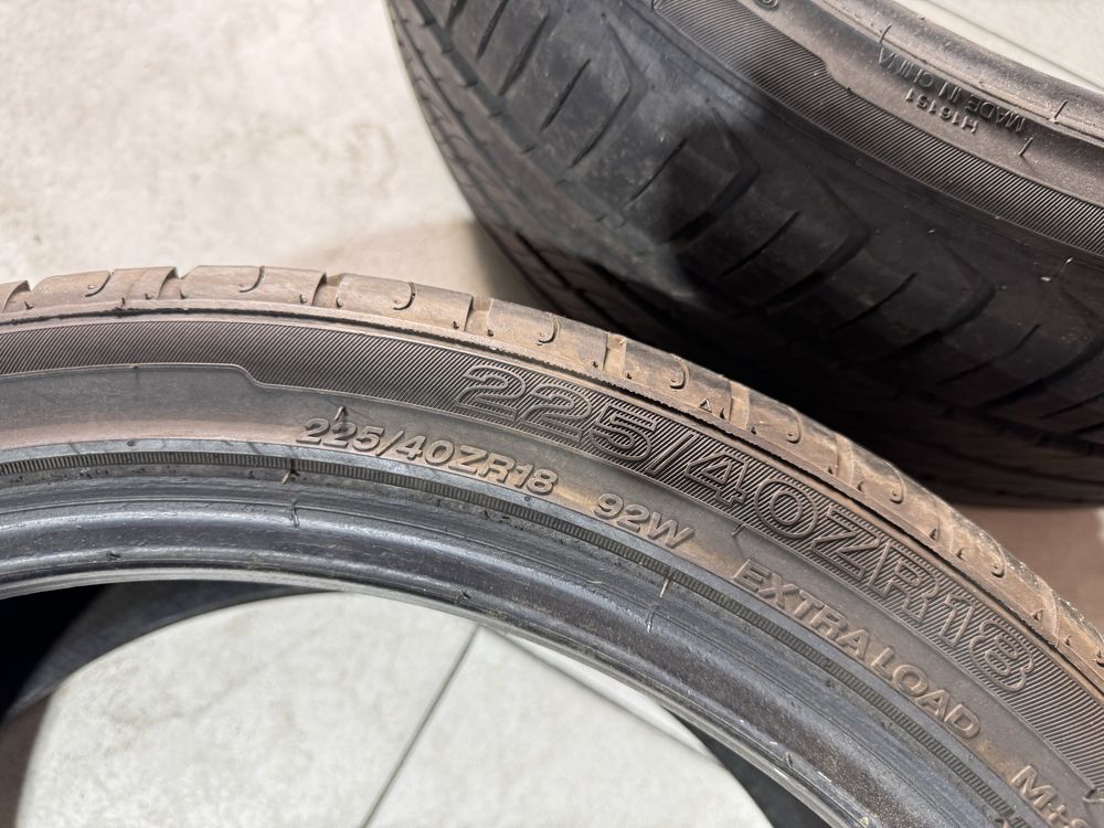 Pneus 225/40 R18