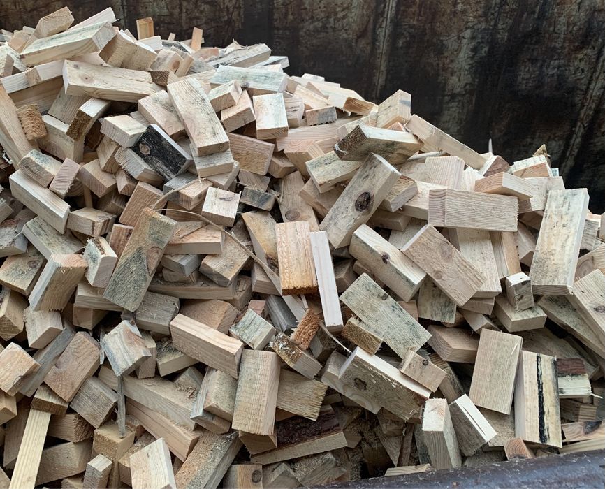 Drewno opałowe (klocki)/ zrzyna w paczce mozliwy transport