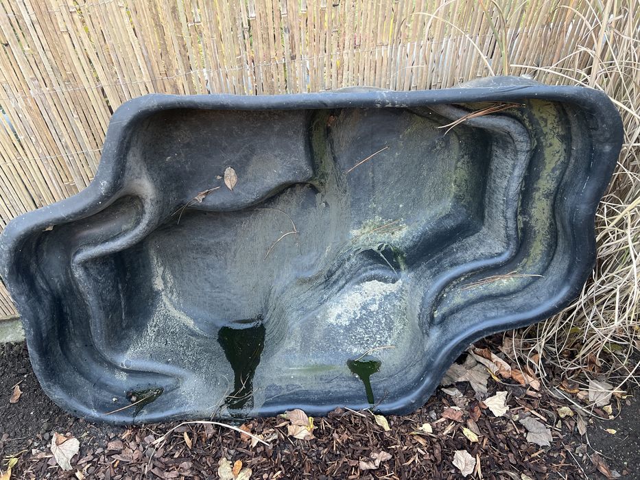 Oczko wodne plastikowe