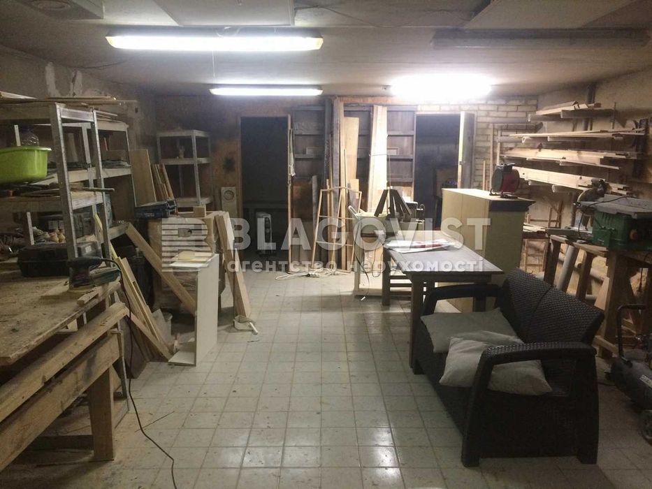 Продаж 3х пов. будинку 400м2, Деміівка