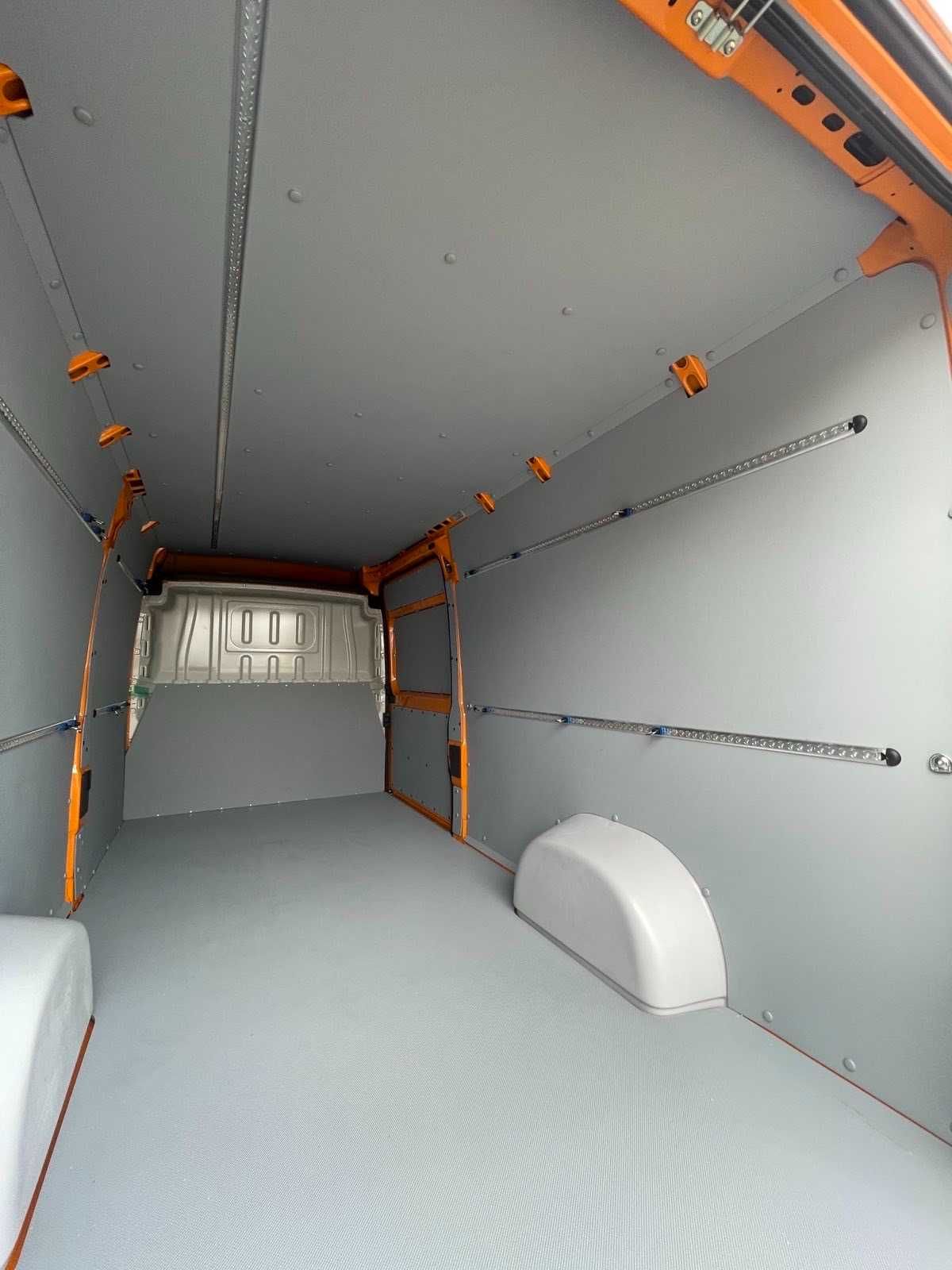 Citroen Jumper L4H2 Zabudowa PCV przestrzeni ładunkowej auta