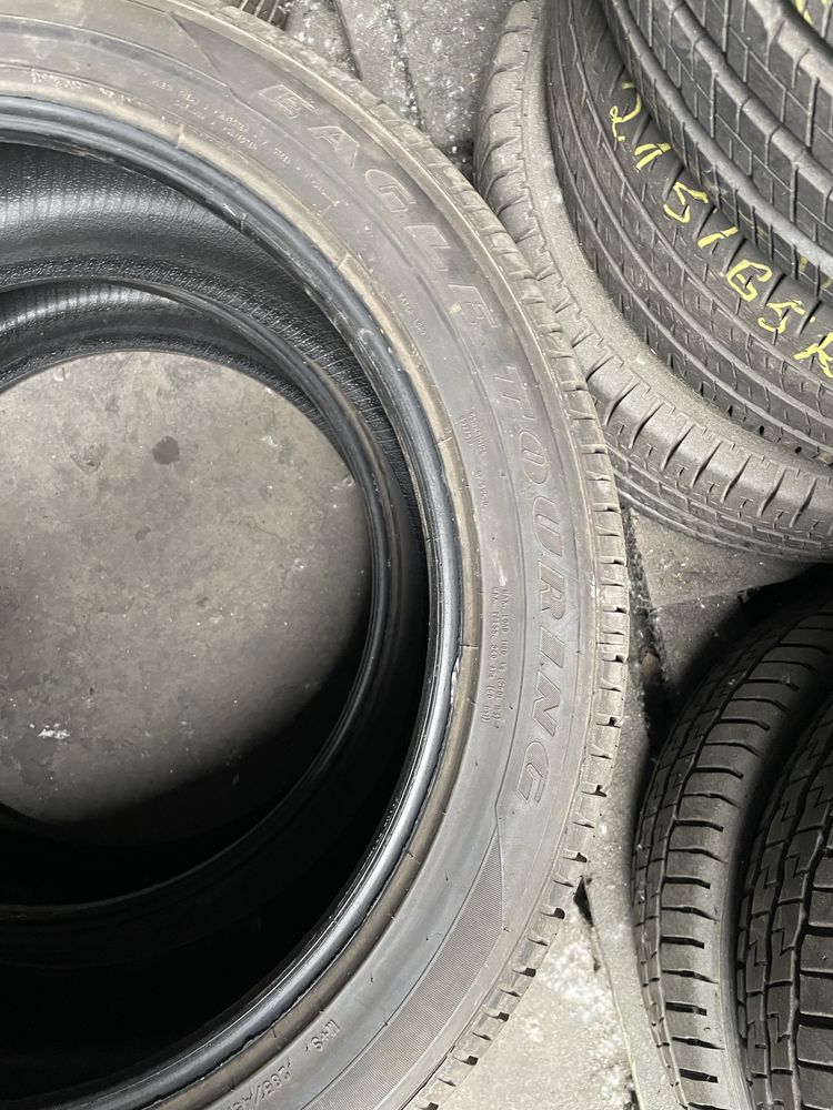 285/45 R22 Goodyear Eagle Touring