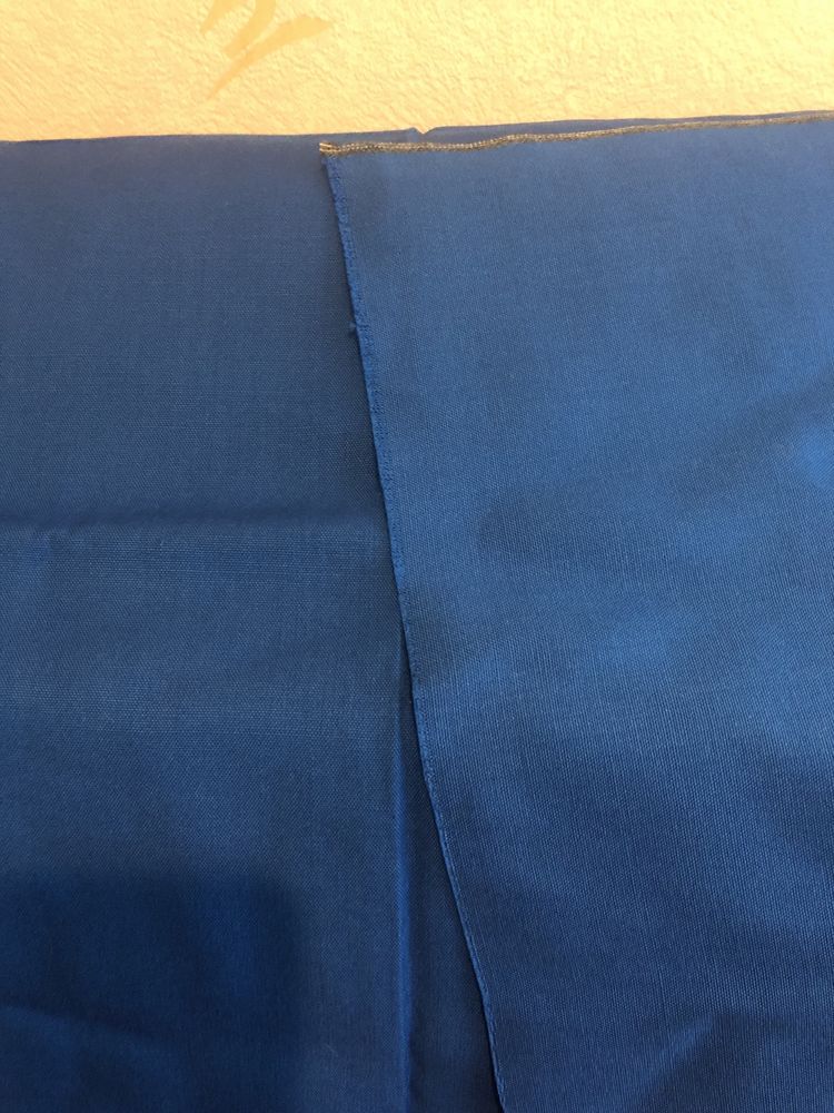 Тканина синього кольору