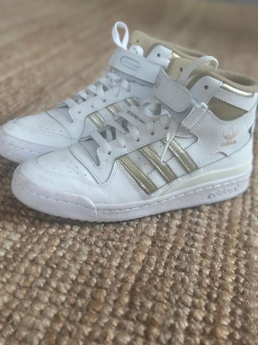 Tenis Adidas como novos