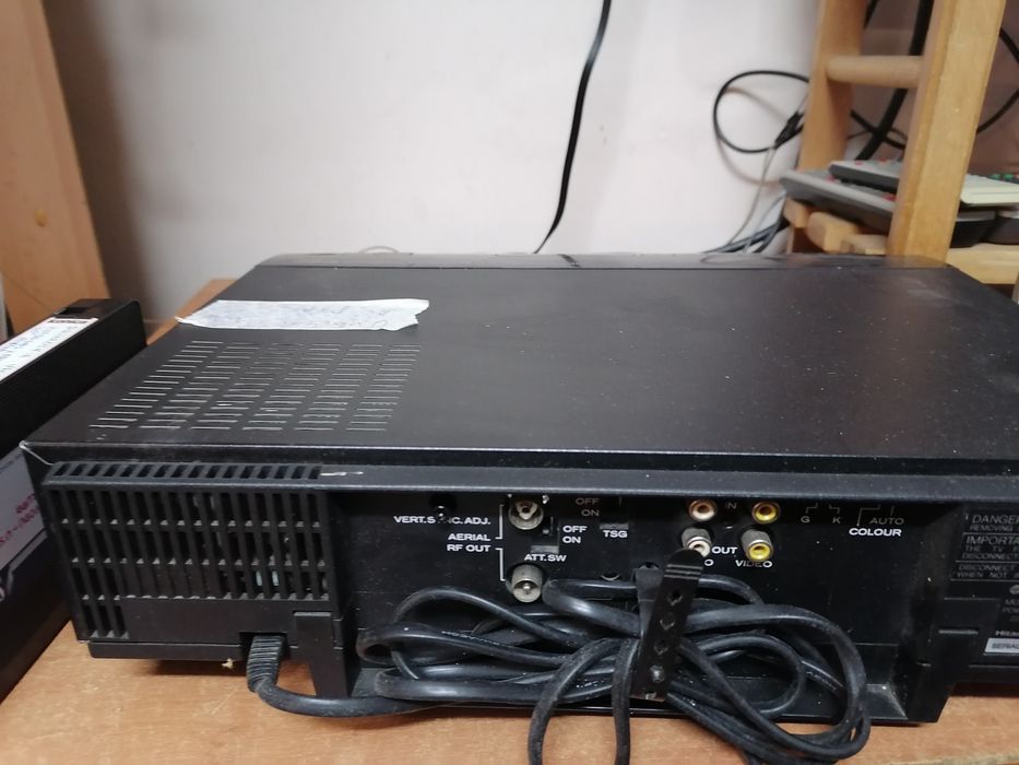 Odtwarzacz VHS HITACHI VT-P60