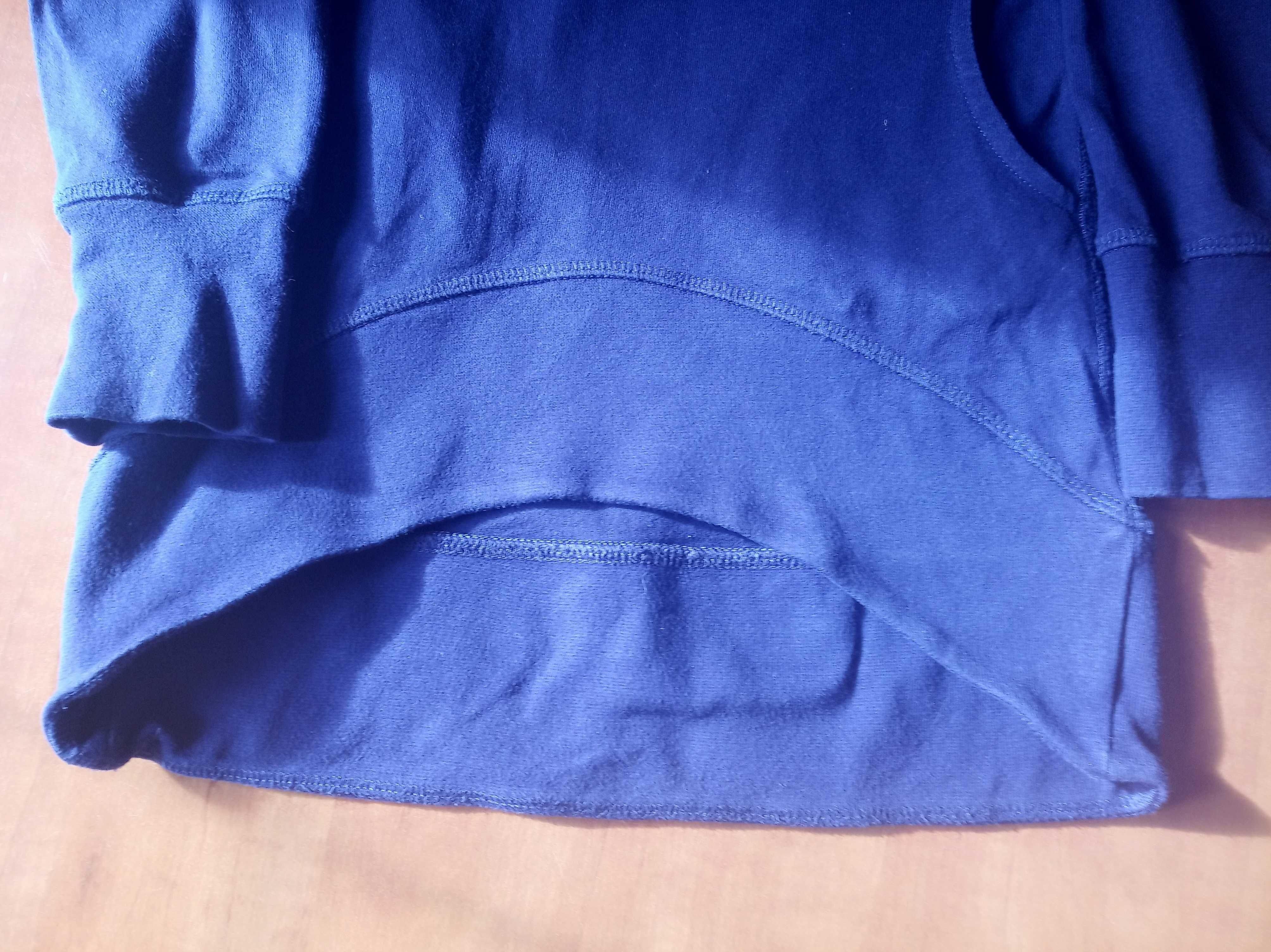 Granatowa, dłuższa bluza Reserved r.140