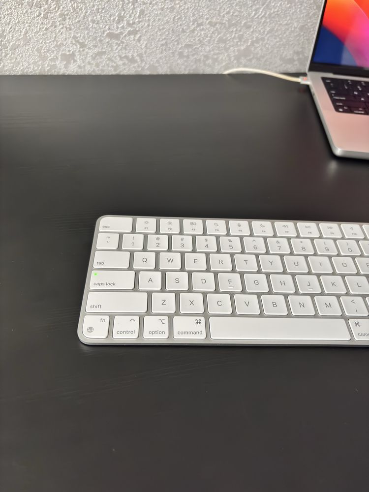 Apple Magic Keyboard 2021 (MK2A3)