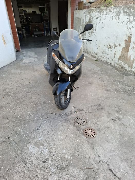 Suzuki Bergman 125