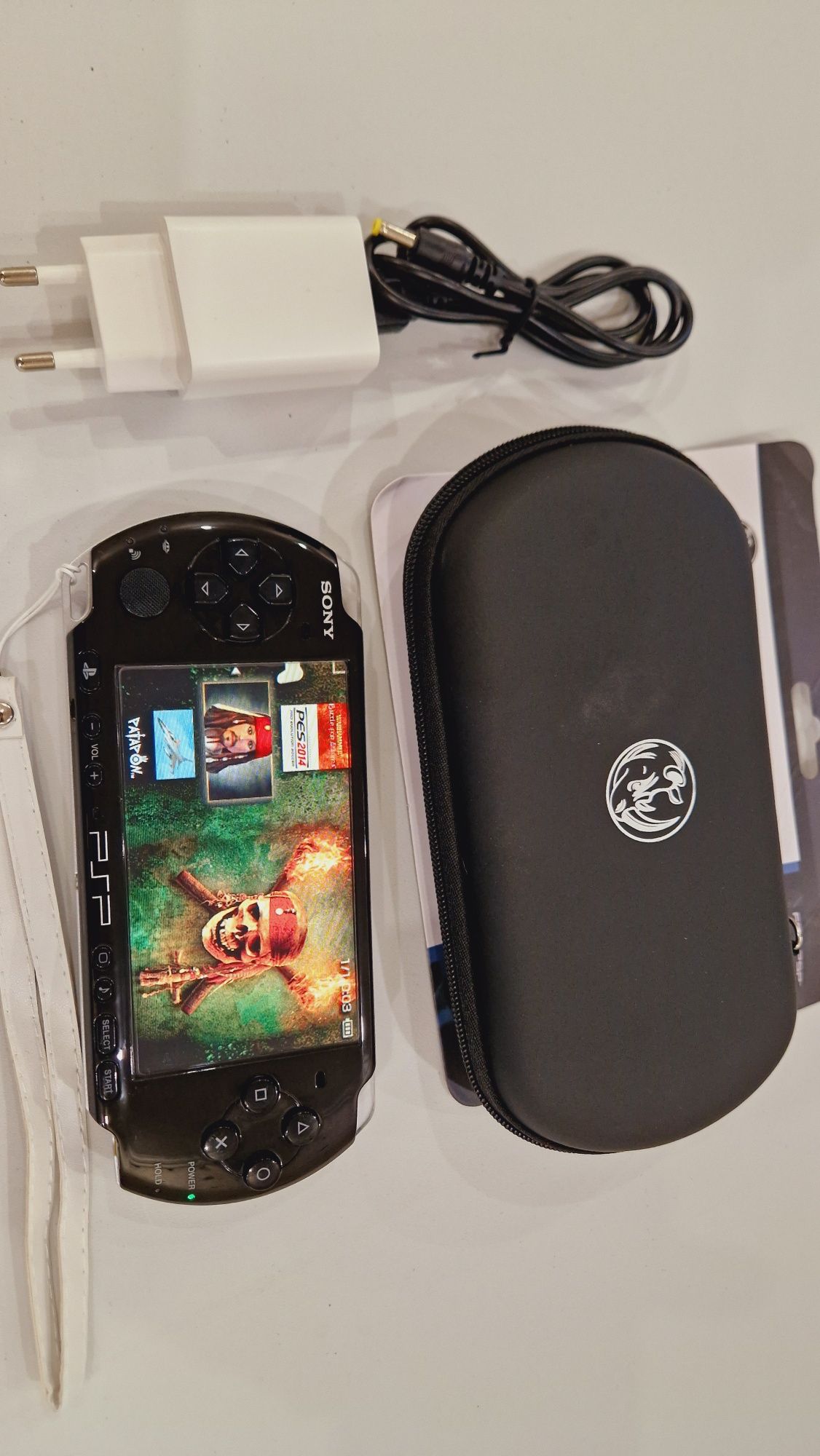 Sony PSP-3000 64гиг 128 игр+ чехол!