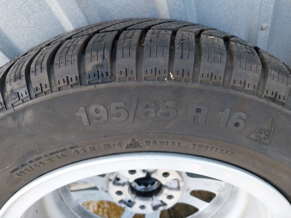 Alufelgi z oponami BMW 2 16cali