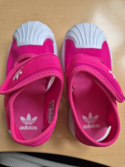 Sandałki dziecięce Adidas Superstar 23 różowe dla dziewczynki Nowe