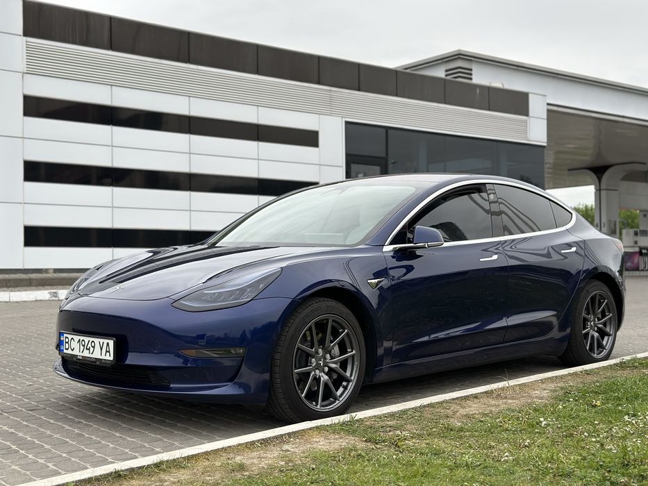 Оренда авто Tesla 3/аренда авто/авто в аренду/аренда машины