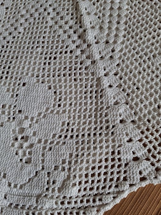 Toalha de renda em crochet feita à mão