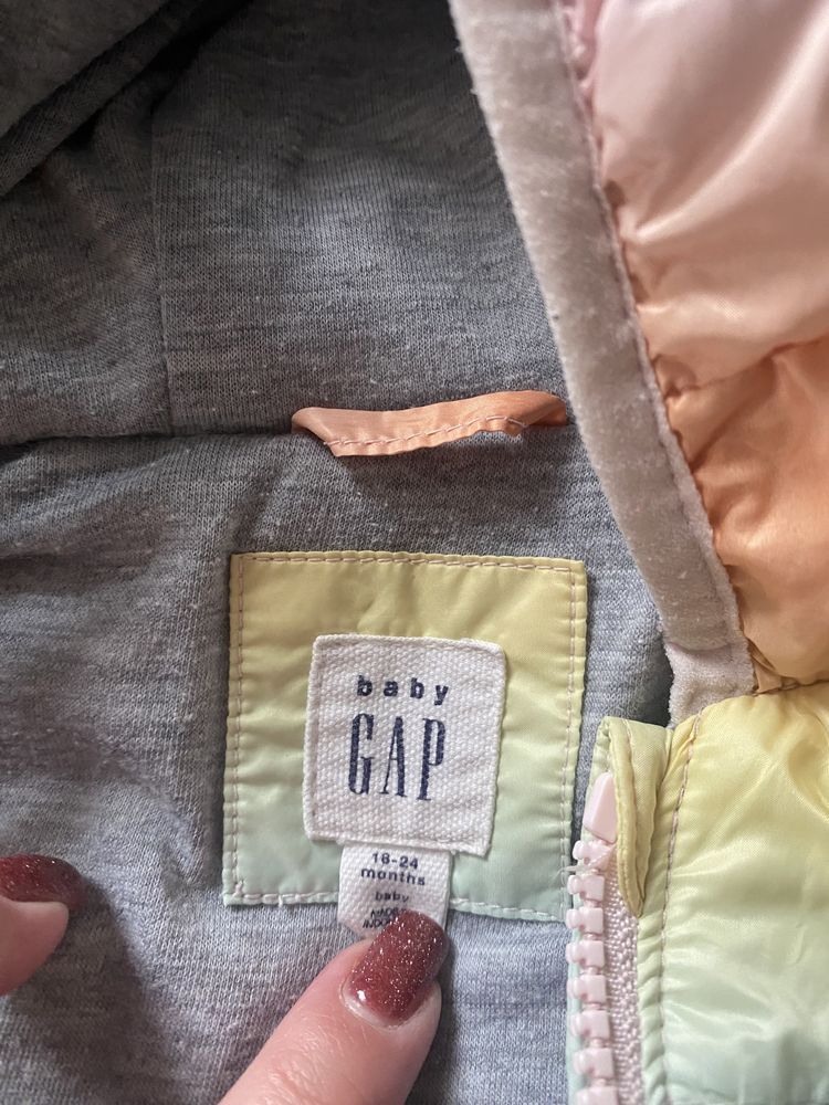 Курточка Gap