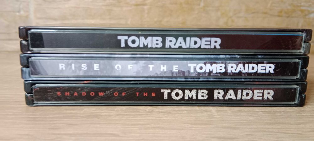 Steelbook Tomb Raider (Fantasybox) Zestaw Trzech sztuk w foliach